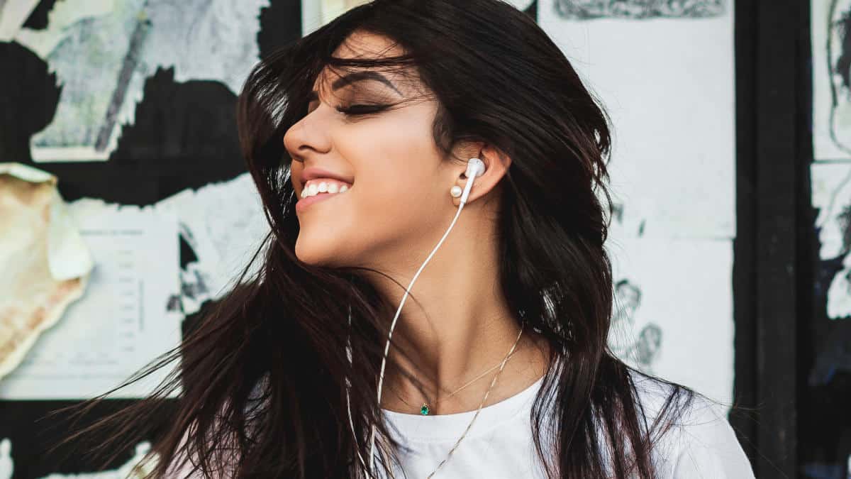 come riconoscere il titolo canzone