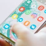 eliminare le foto e i video da WhatsApp