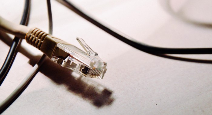 come velocizzare internet su PS4 WiFi o LAN