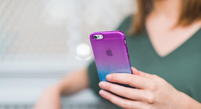 come non fissare chat WhatsApp con iPhone