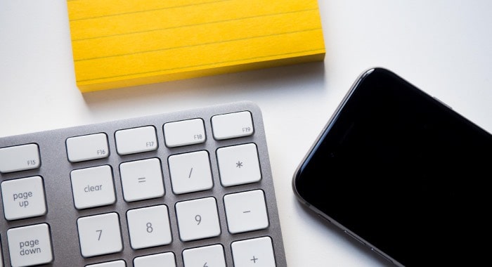 cosa vuol dire chat fissata su WhatsApp