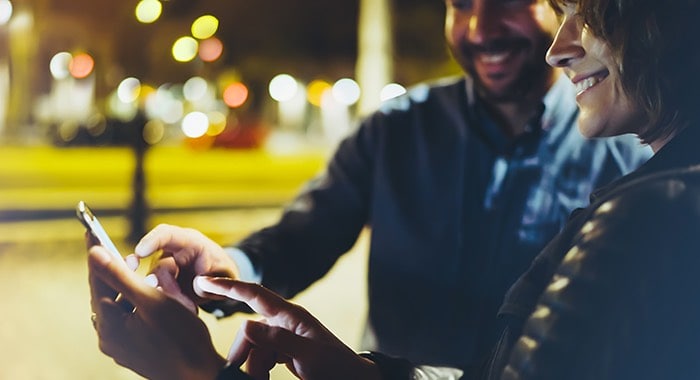 come togliere amministratore gruppo WhatsApp