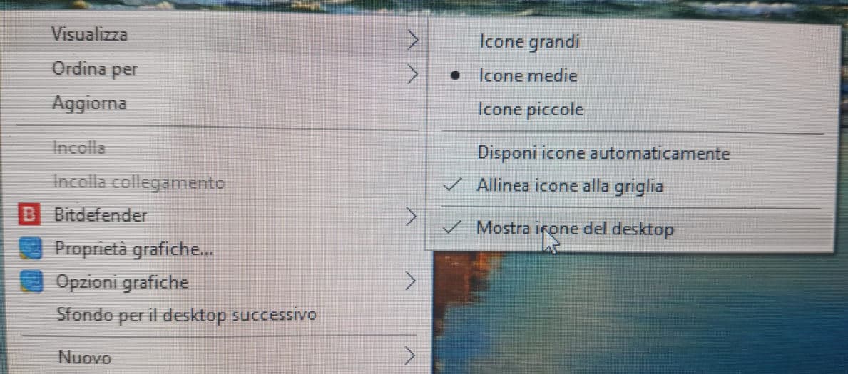 come nascondere le icone Desktop Windows tutte