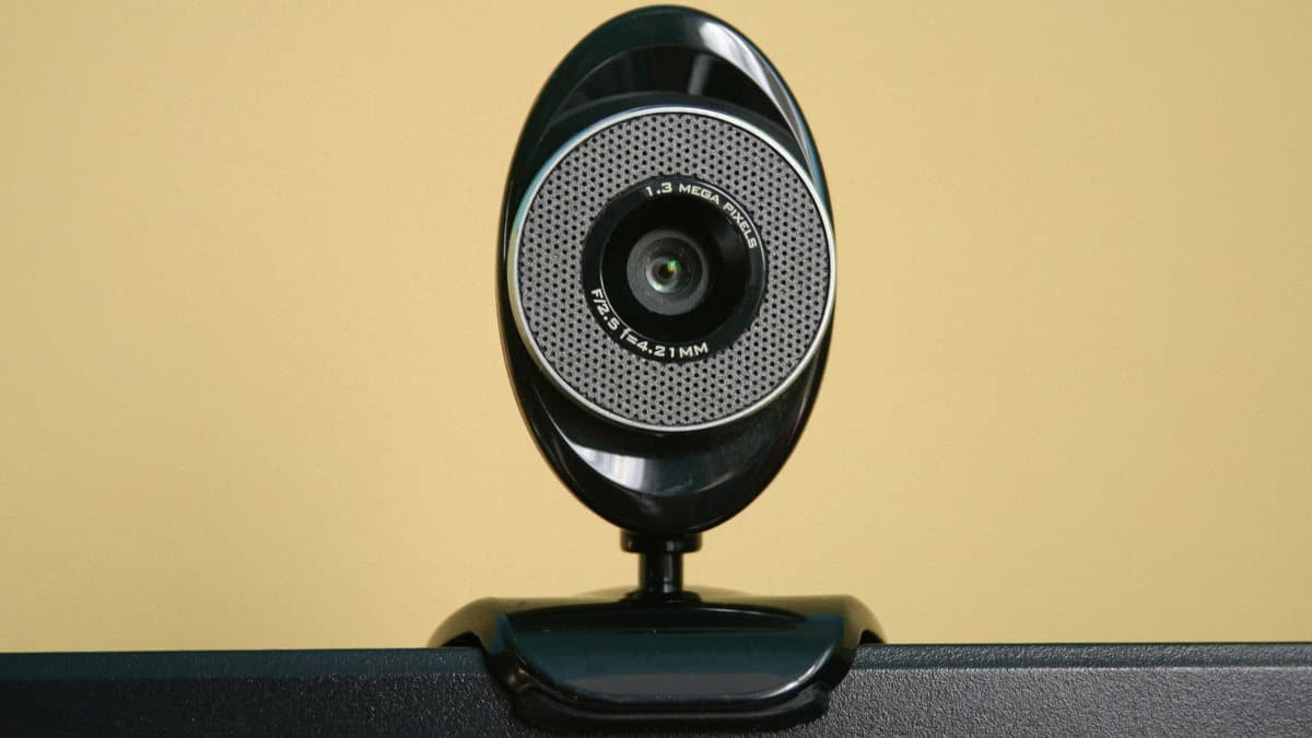 come attivare la webcam su PC