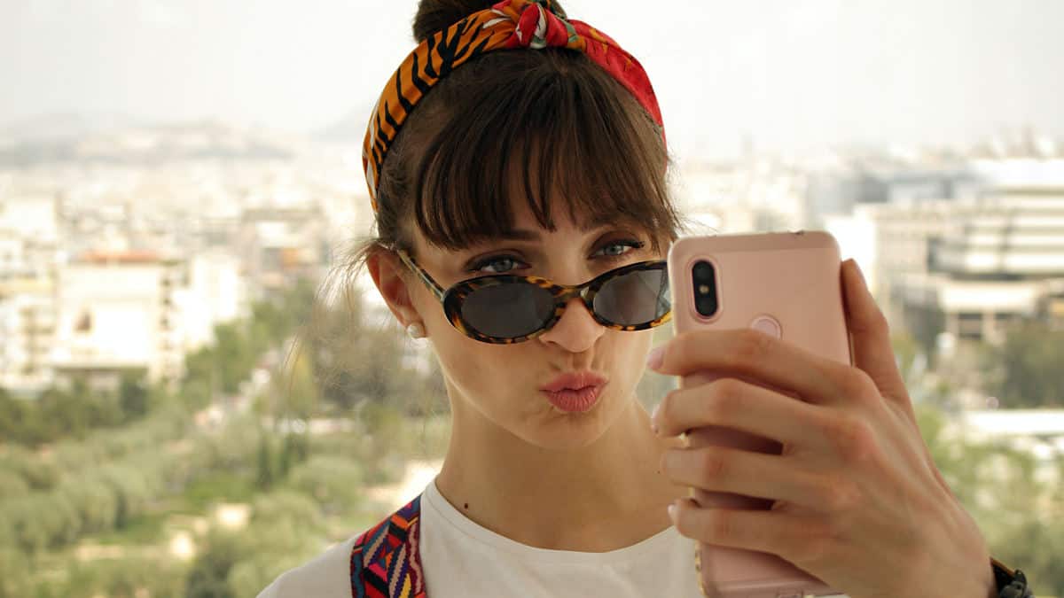 come mettere un video nello stato di WhatsApp