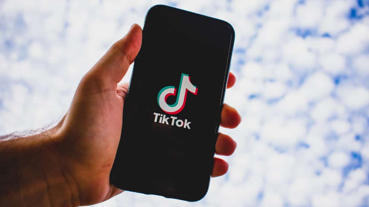 come modificare e tagliare i video su TikTok