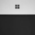 Surface con logo di Windows disattivazione modalità S