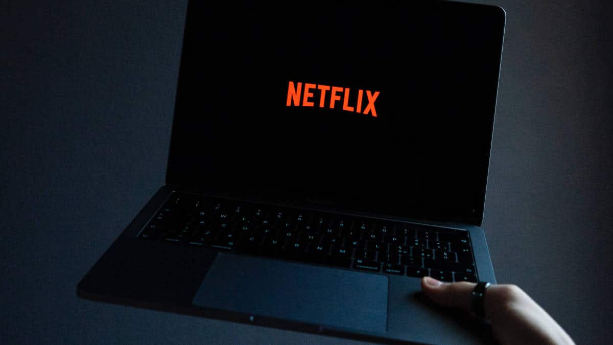 non pagare Netflix PC con sfondo scuro