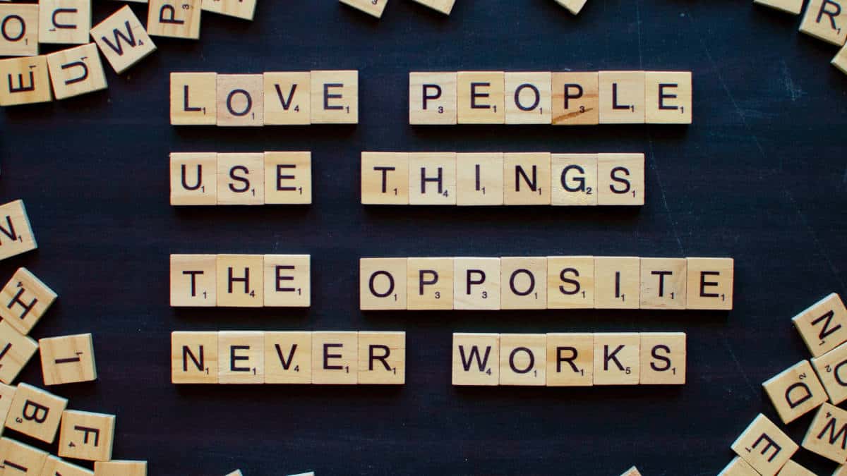 Wordle gioco frase amo le persone che usano le cose l'opposto non funziona