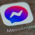 avviso accessi non riconosciuti Messenger logo app di colore fucsia
